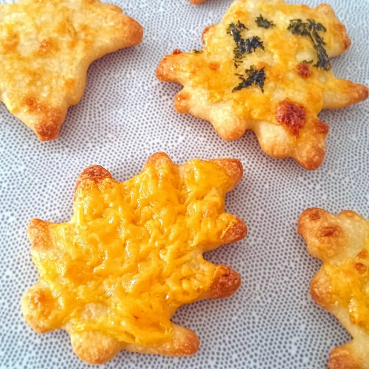 db52e1b5 68cf 4ba6 a59a deabb227a34ebl uiczuf