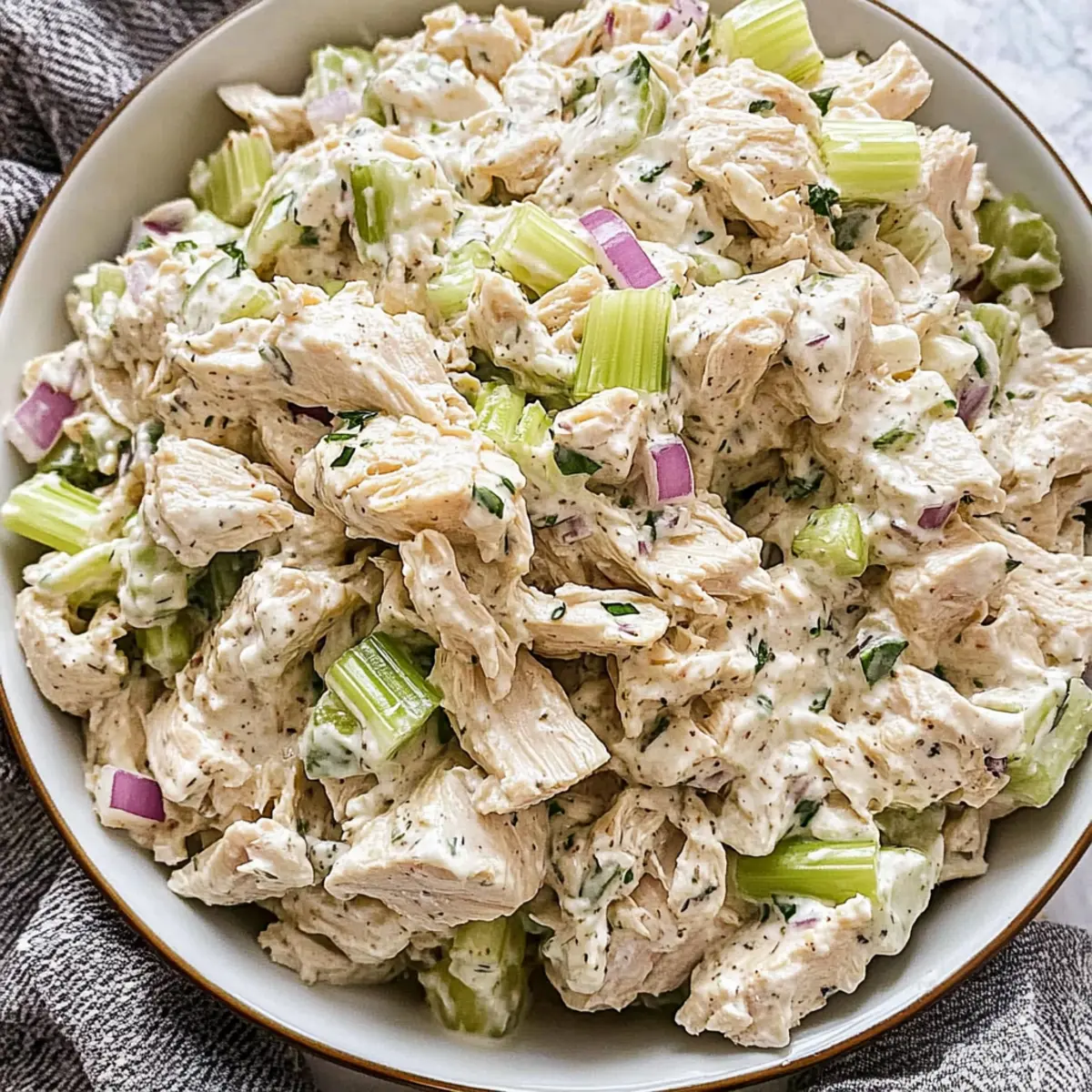 Classic Chicken Salad Made Easy for Quick Lunch Bliss 39 cb4690e2 66ea 4128 92f9 86481380cbddbr mca49u