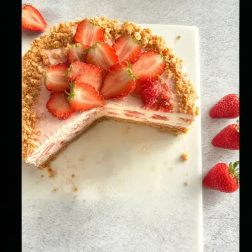 No Bake Strawberry Crunch Cheesecake for Effortless Summer Bliss 22 No Bake Strawberry Crunch Cheesecake